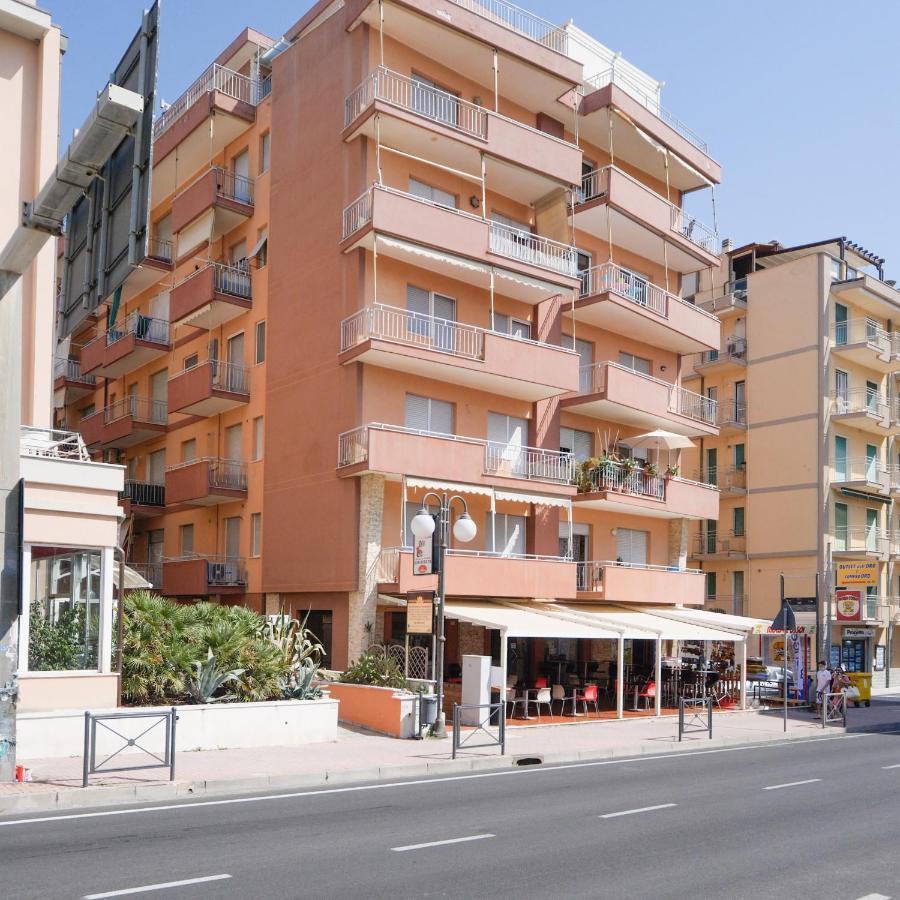 Babyaccommodation Family Panoramic I Pietra Ligure Εξωτερικό φωτογραφία